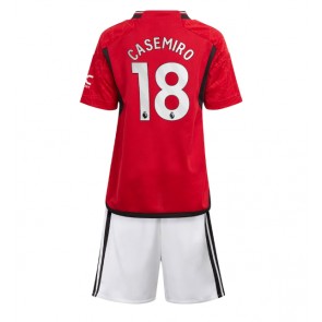 Manchester United Casemiro #18 Koszulka Podstawowych Dziecięca 2023-24 Krótki Rękaw (+ Krótkie spodenki)